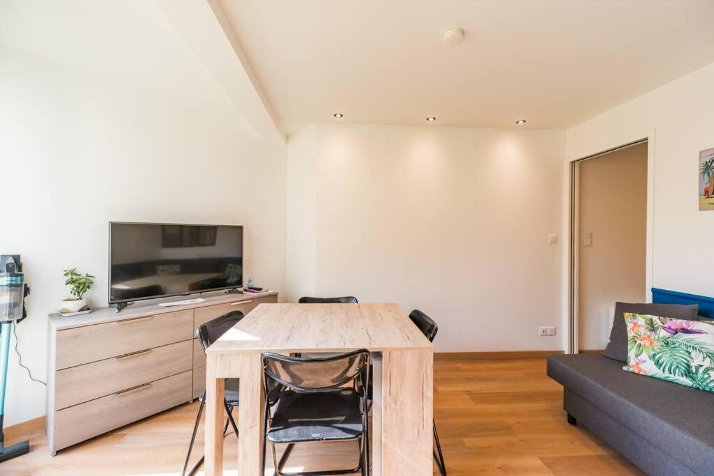 Appartement Avec Terrasse, Trestraou Perros-Guirec Exteriör bild