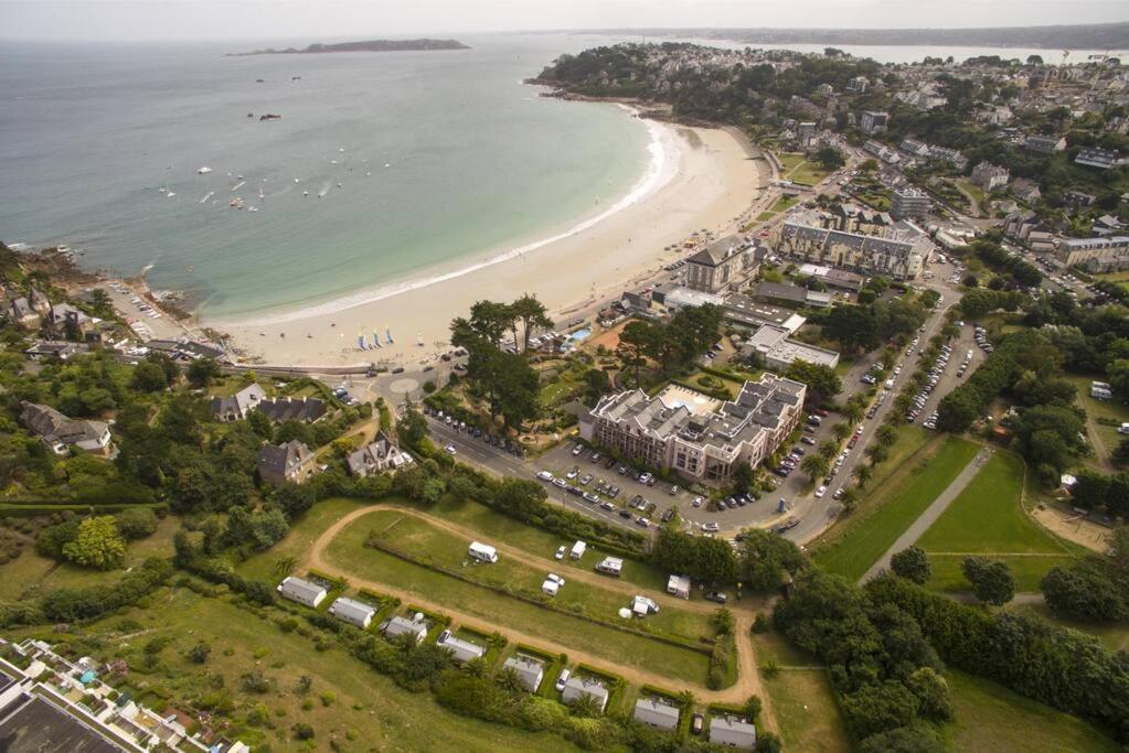 Appartement Avec Terrasse, Trestraou Perros-Guirec Exteriör bild